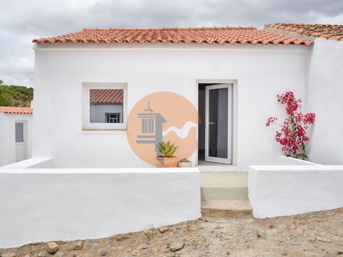Image No.1-1 Bed House for sale