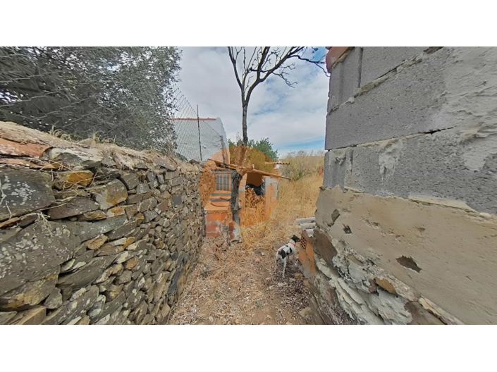 Image No.66-3 Bed House for sale