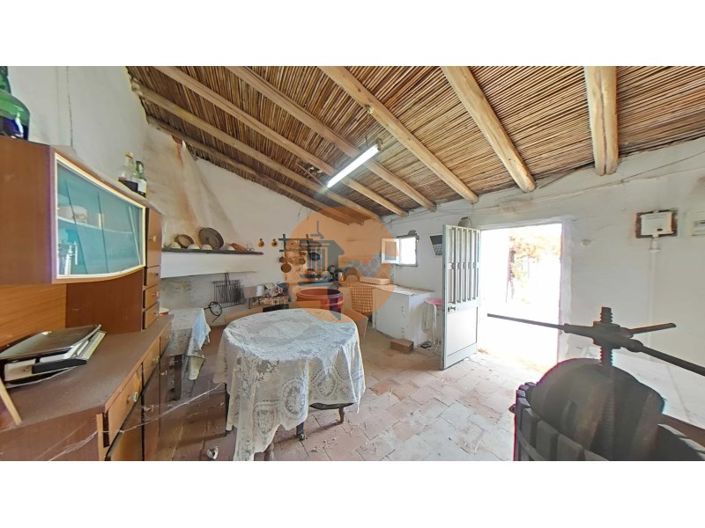 Image No.67-3 Bed House for sale