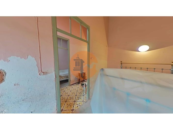 Image No.74-3 Bed House for sale