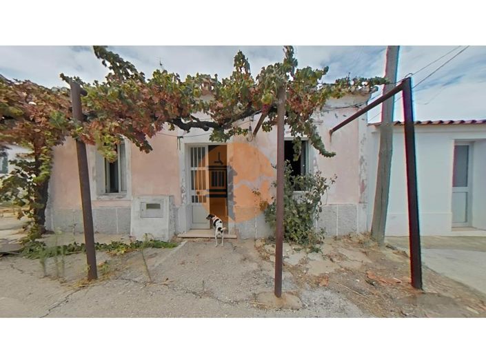 Image No.84-3 Bed House for sale