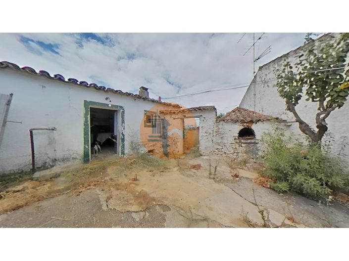 Image No.85-3 Bed House for sale
