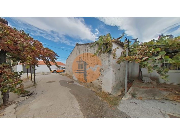 Image No.89-3 Bed House for sale