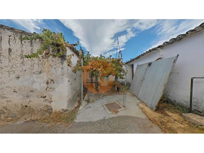 Image No.90-3 Bed House for sale