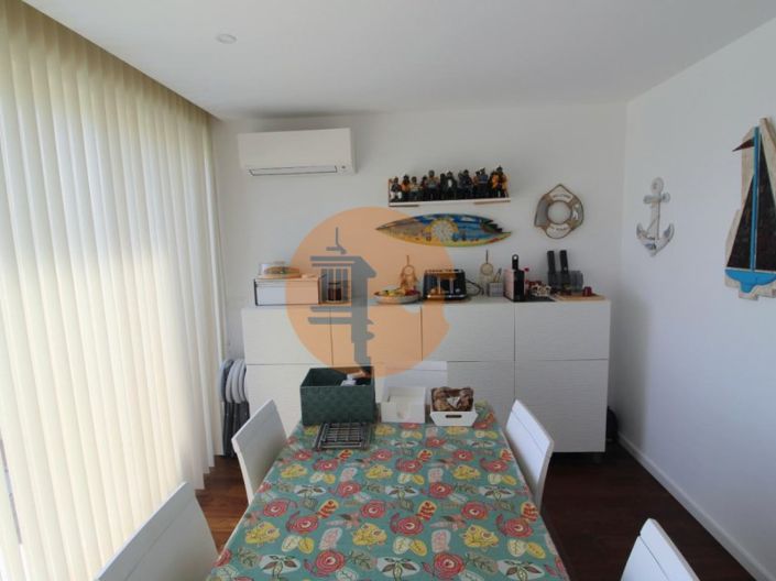 Image No.20-4 Bed House for sale