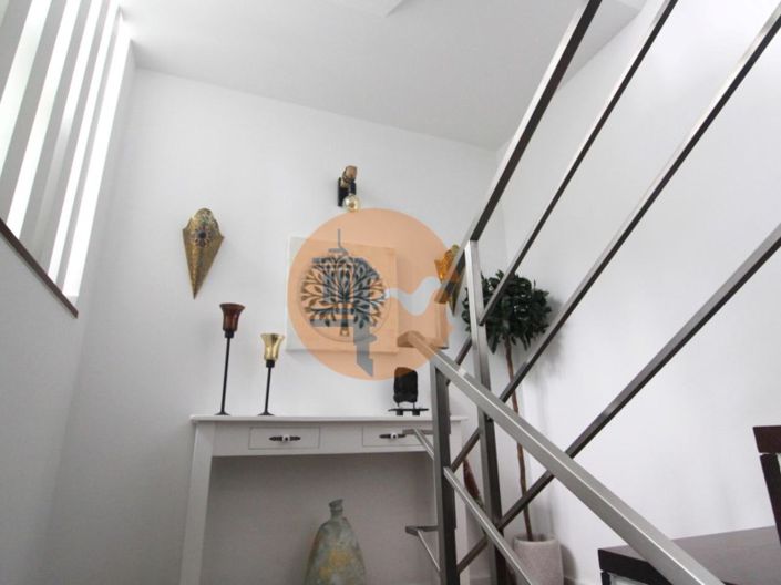 Image No.42-4 Bed House for sale