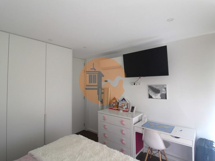 Image No.59-4 Bed House for sale