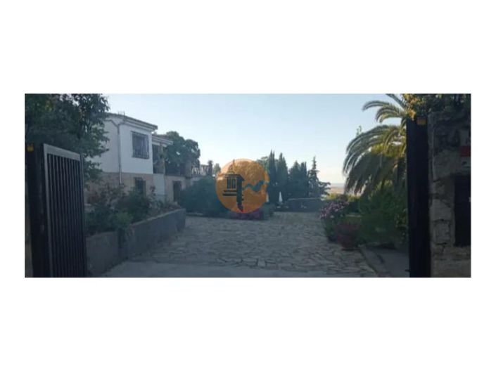 Image No.23-4 Bed House for sale