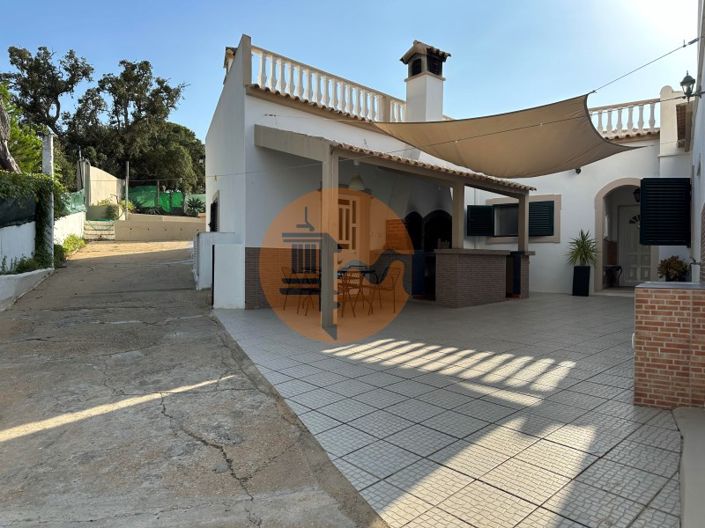 Image No.104-7 Bed House for sale