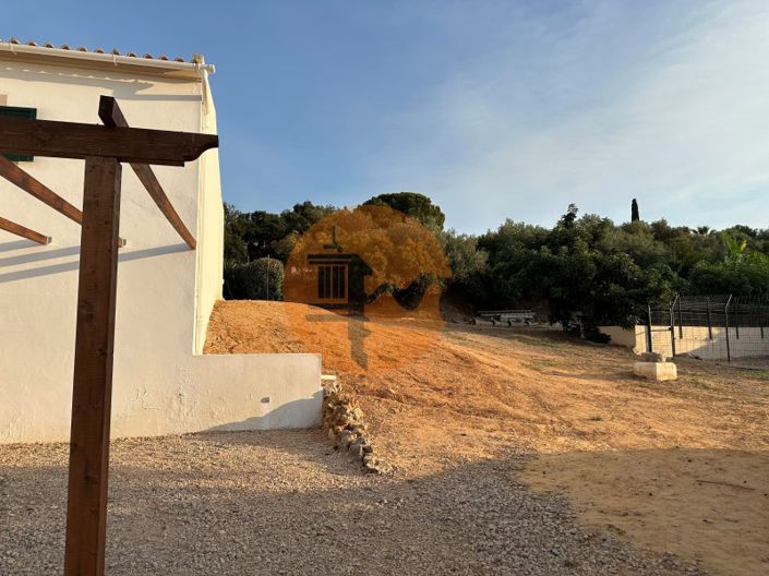 Image No.11-7 Bed House for sale