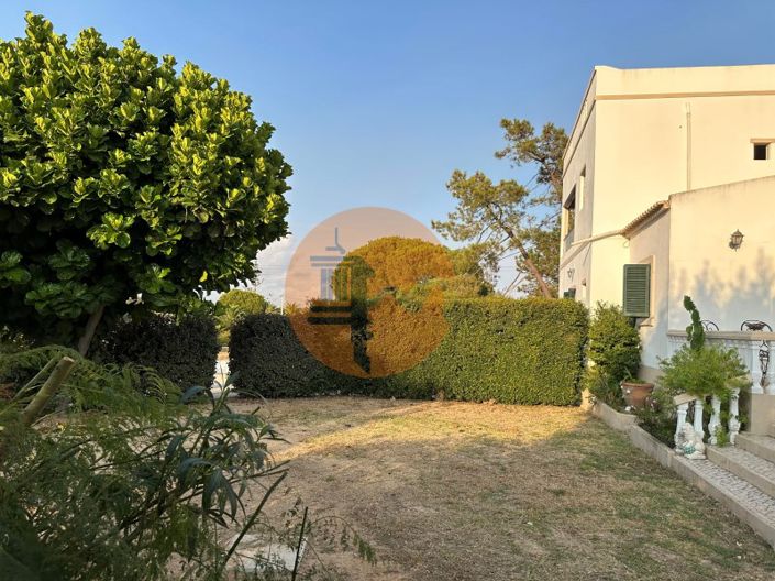 Image No.15-7 Bed House for sale