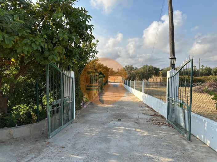 Image No.65-7 Bed House for sale