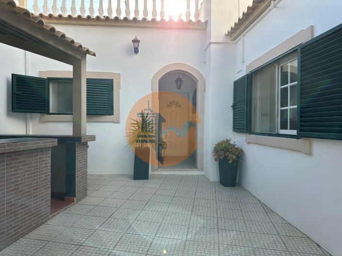 Image No.88-7 Bed House for sale