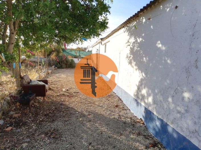 Image No.11-2 Bed Farmhouse for sale