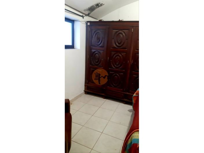 Image No.43-2 Bed Farmhouse for sale