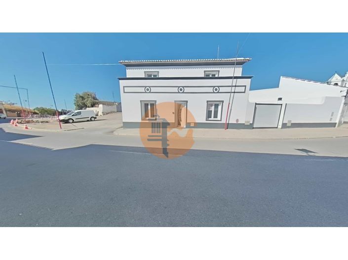 Image No.78-5 Bed House for sale