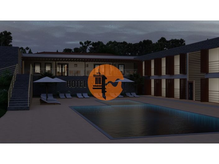 Image No.7-40 Bed Farmhouse for sale