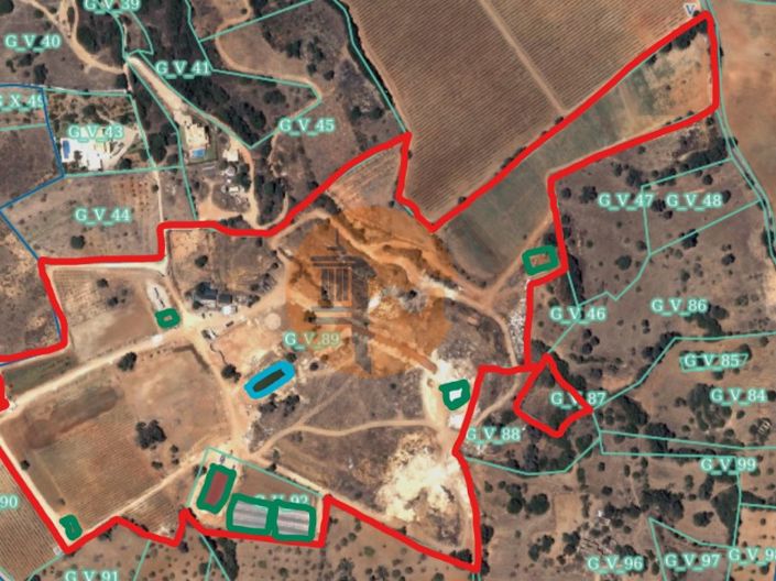 Image No.2-Un hôtel de 40 chambres à vendre à Albufeira