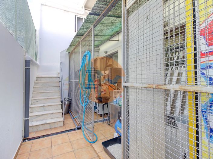 Image No.29-2 Bed Commercial for sale