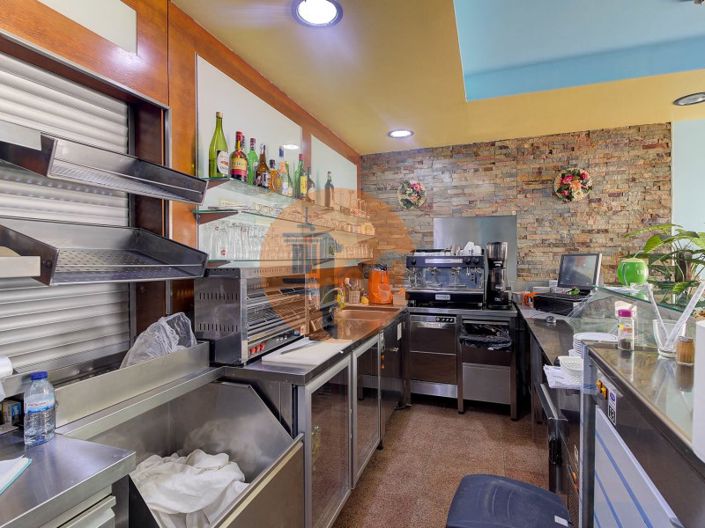 Image No.6-2 Bed Commercial for sale