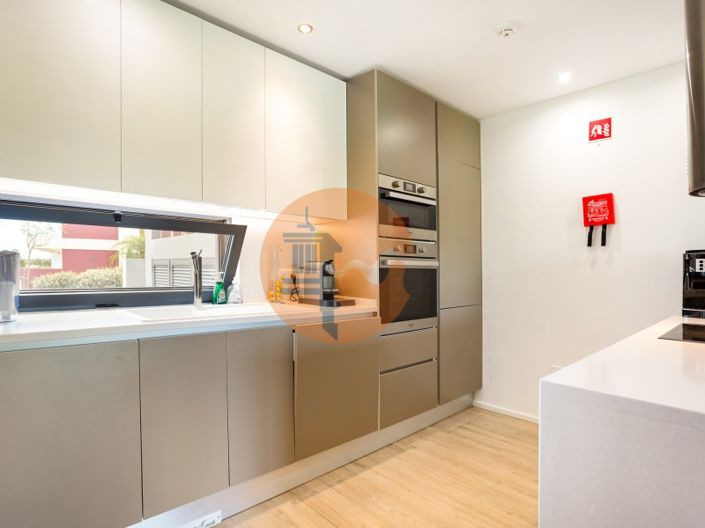 Image No.14-2 Bed Apartment for sale