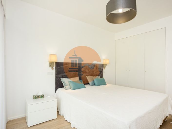 Image No.17-2 Bed Apartment for sale