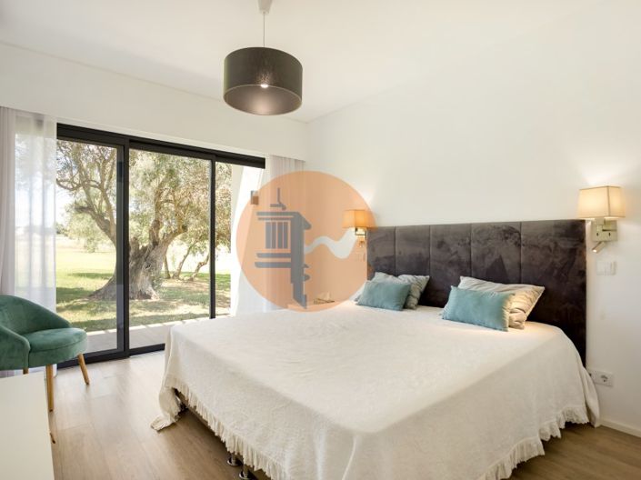 Image No.18-2 Bed Apartment for sale