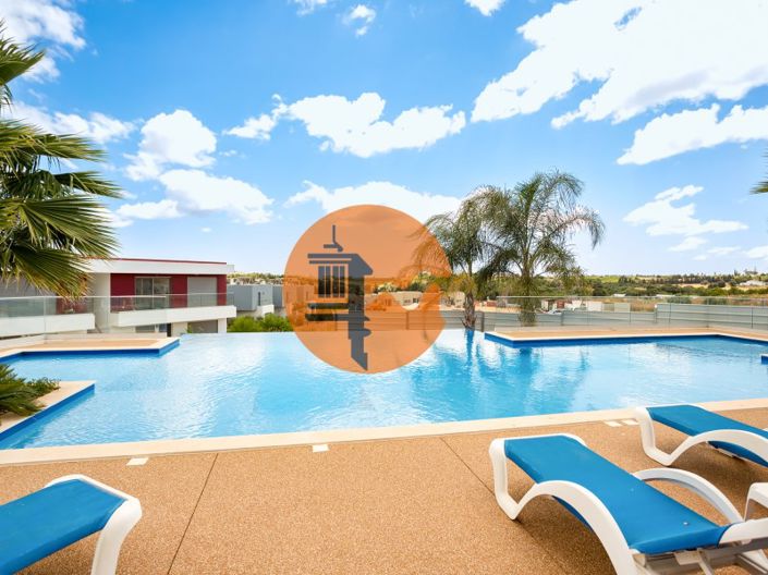 Image No.23-2 Bed Apartment for sale