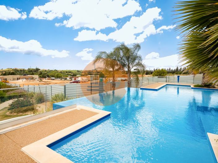 Image No.24-2 Bed Apartment for sale