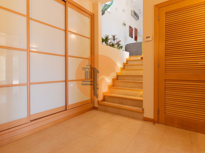 Image No.28-3 Bed House for sale