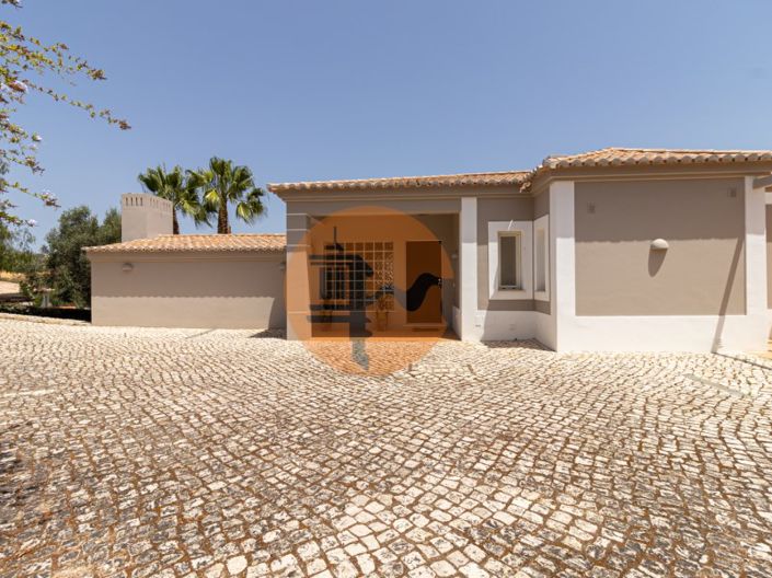 Image No.4-3 Bed House for sale