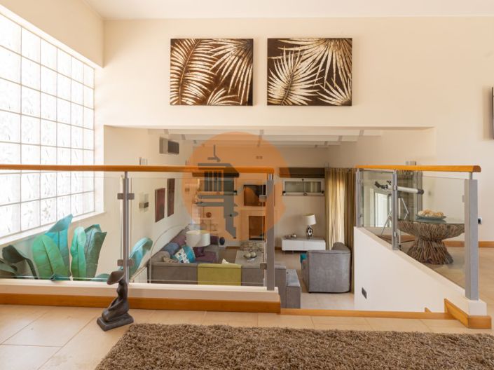 Image No.5-3 Bed House for sale