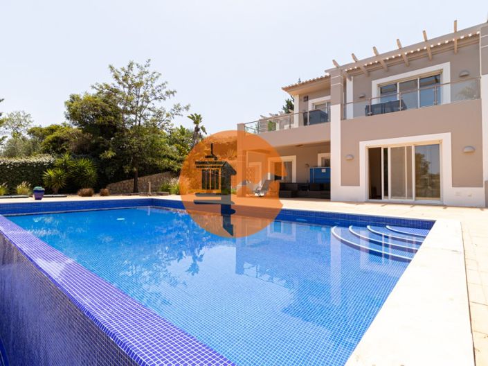 Image No.56-3 Bed House for sale