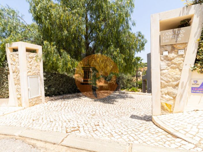 Image No.62-3 Bed House for sale