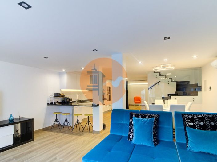 Image No.21-Maison de 4 chambres à vendre à Vila Real de Santo António