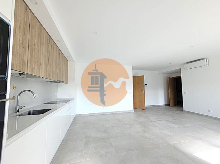 Image No.22-2 Bed Apartment for sale