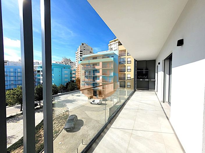Image No.27-2 Bed Apartment for sale