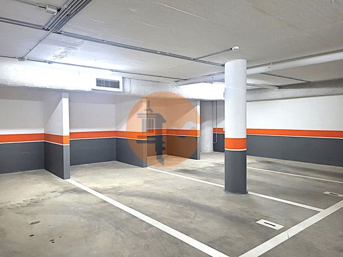 Image No.40-2 Bed Apartment for sale