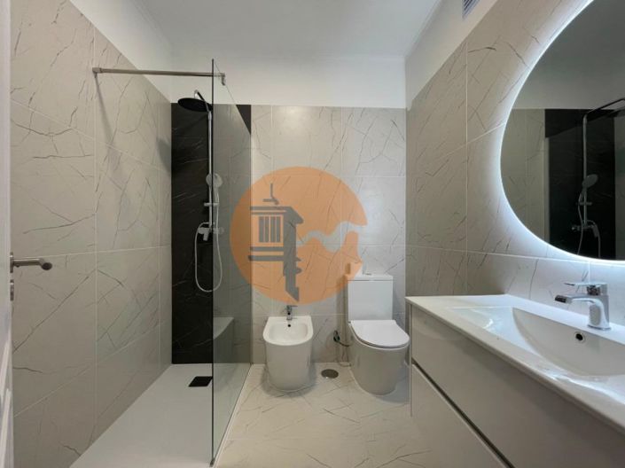 Image No.12-Appartement de 3 chambres à vendre à Lisbon