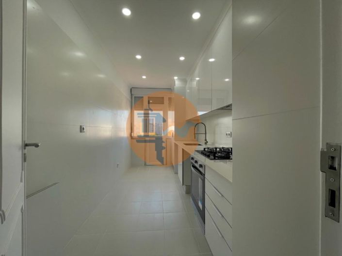 Image No.16-Appartement de 3 chambres à vendre à Lisbon