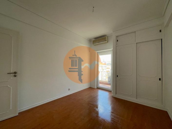 Image No.23-Appartement de 3 chambres à vendre à Lisbon