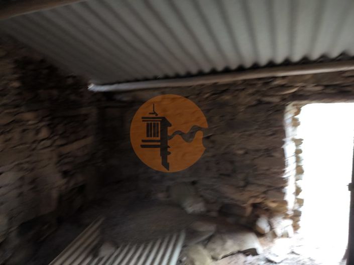 Image No.5-2 Bed House for sale