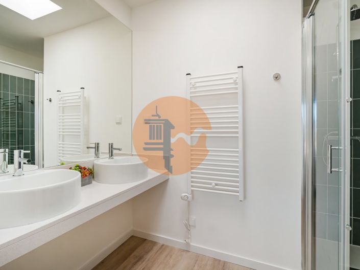 Image No.26-2 Bed House for sale