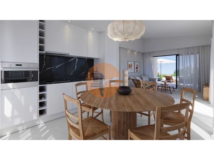 Image No.17-2 Bed House for sale