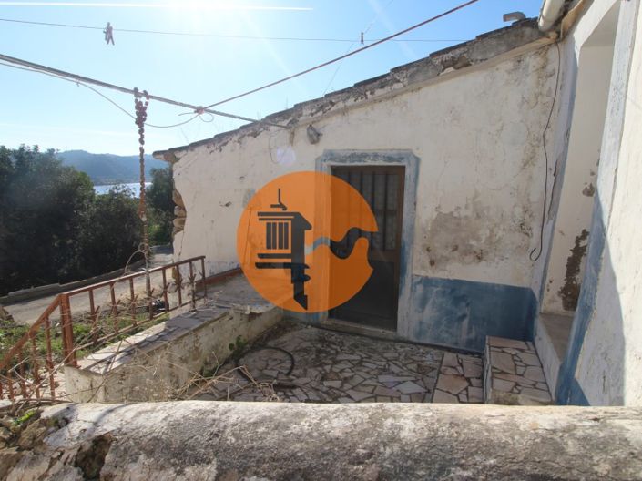 Image No.2-1 Bed Farmhouse for sale