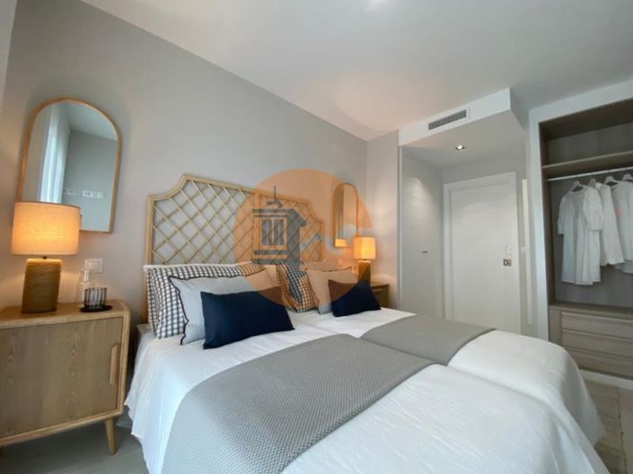 Image No.15-3 Bed Apartment for sale