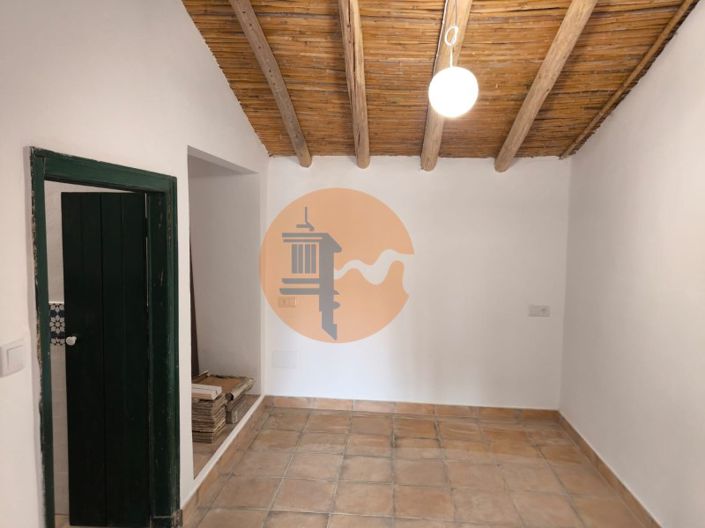 Image No.22-1 Bed House for sale