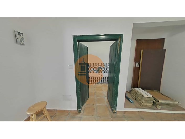 Image No.28-1 Bed House for sale