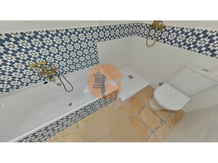 Image No.29-1 Bed House for sale