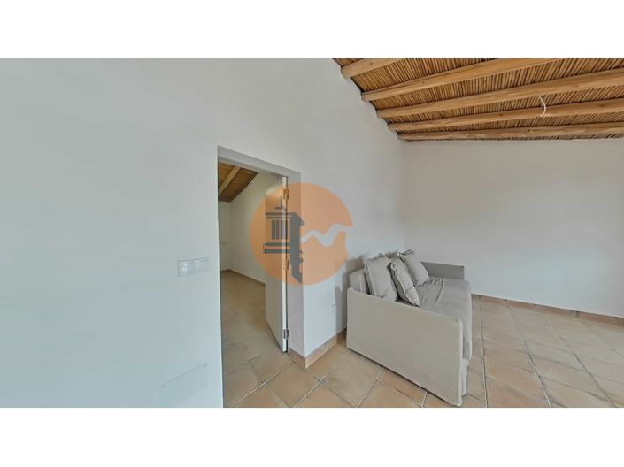 Image No.39-1 Bed House for sale